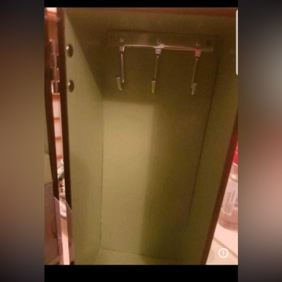 Tinkerbell Themed Jewelry Box - Picture 4 of 4